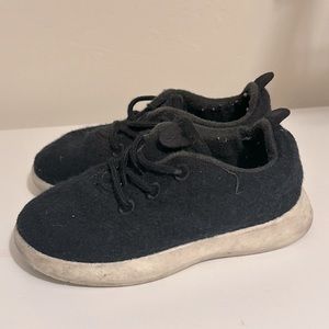 Allbird “small bird” in black size 9